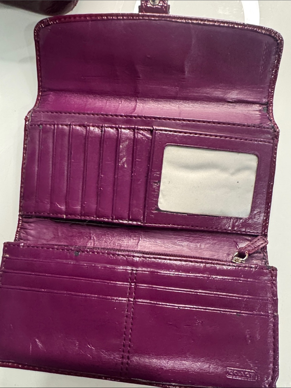 Coach magenta patent leather large soho with matching wallet - Picture 13 of 13